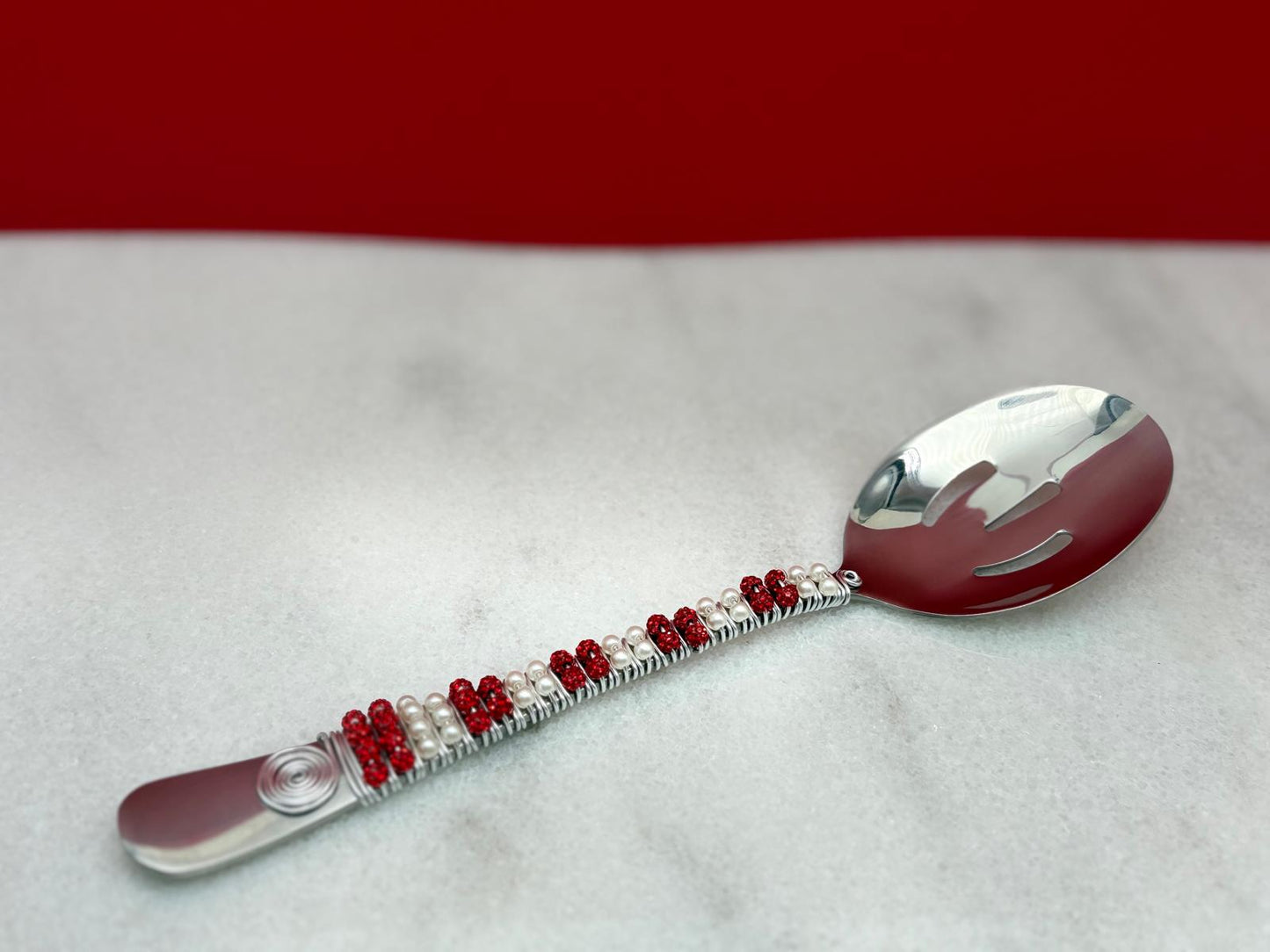 White Ceramic Serving Bowl with Crimson Utensils – 10” Modern Salad Bowl Gift Set