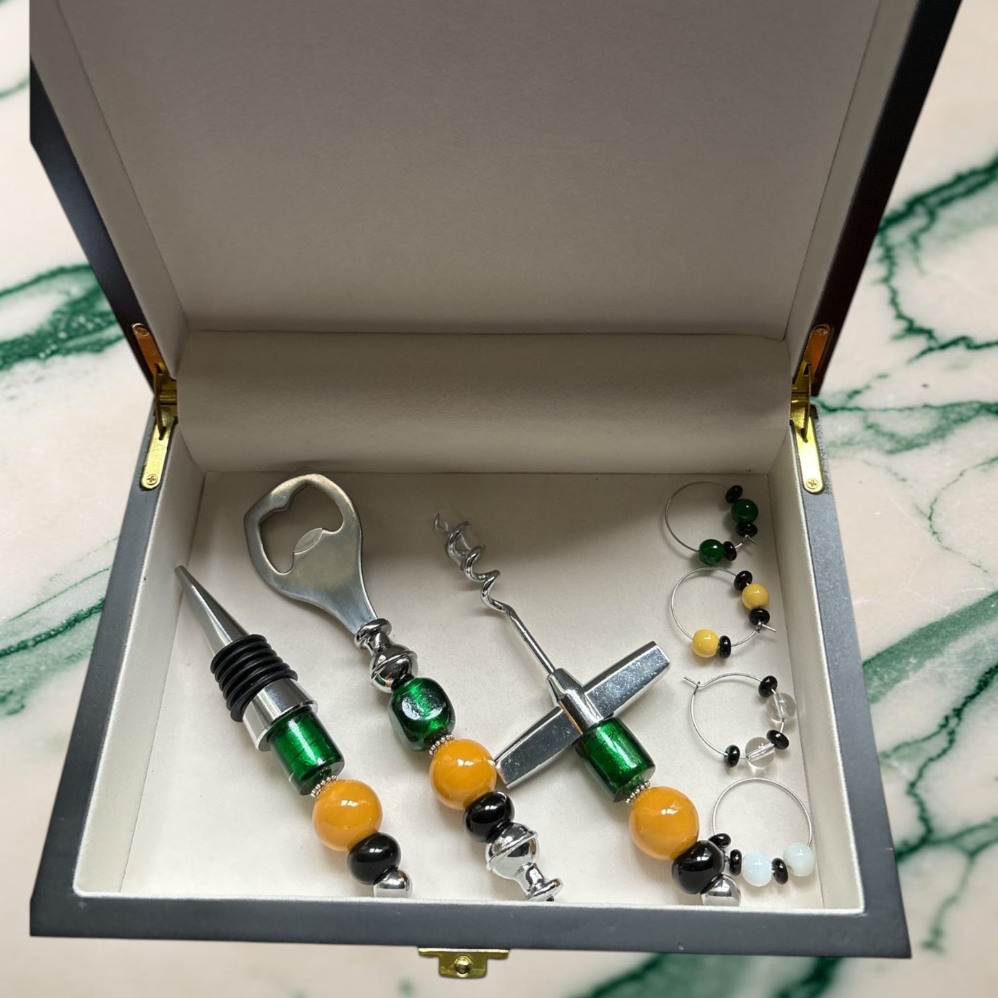 Island-Inspired Wine & Bar Tool Gift Set