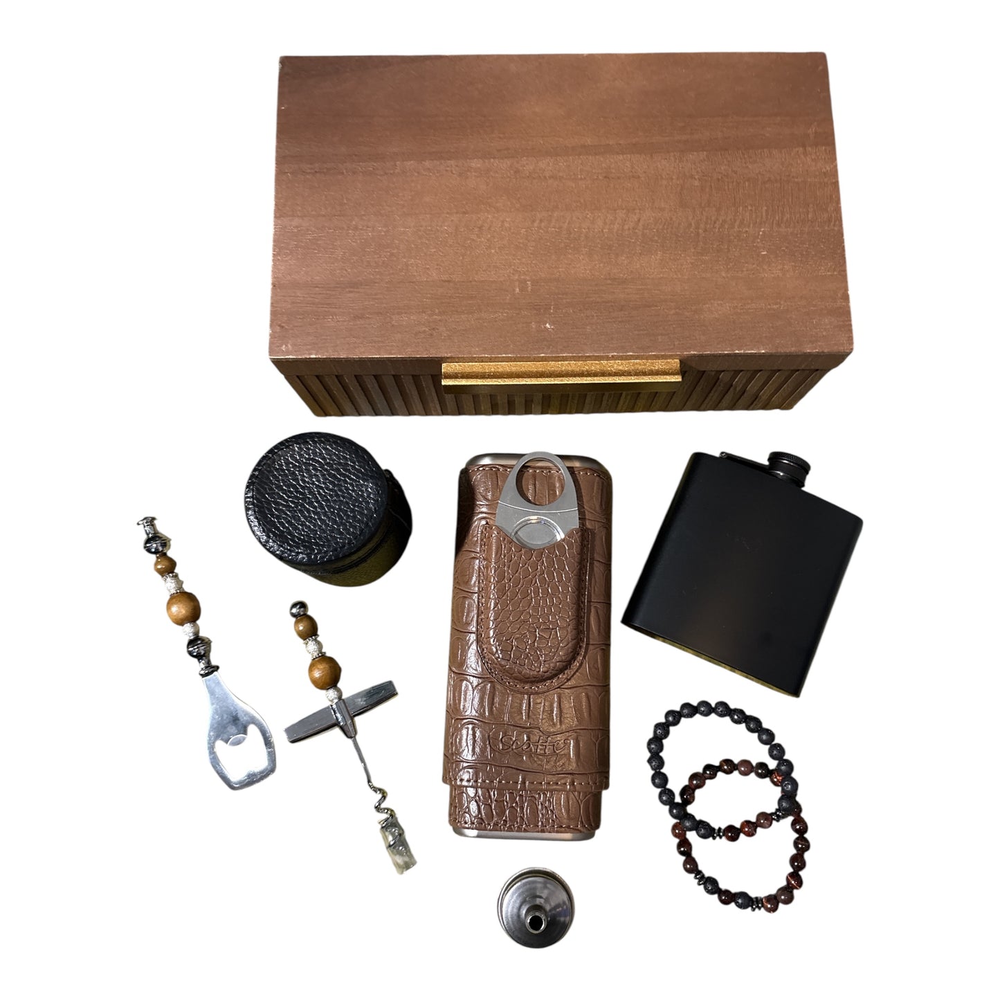 Gentleman’s Wood-Grain Entertaining & Accessories Gift Set